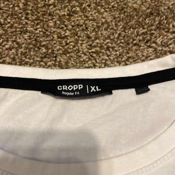 Cropp art is not a crime shirt. Men’s size XL. - Picture 3 of 5